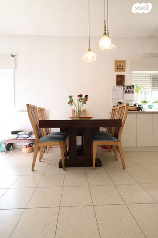 דו משפחתי, מבשרת ירושלים, מבשרת ציון