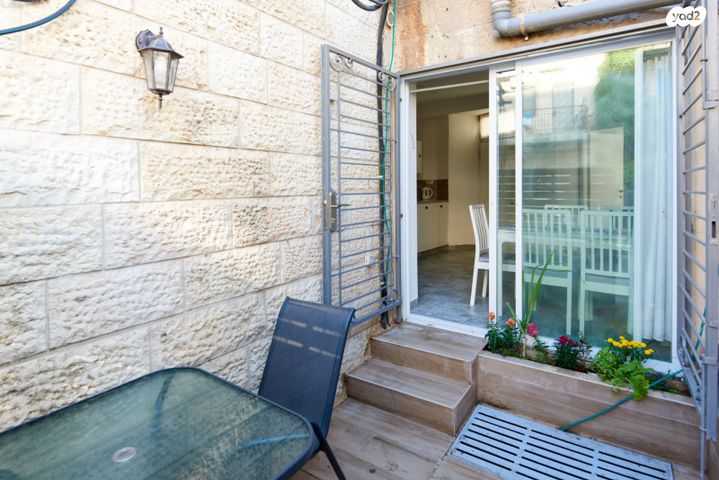 דירה, נחלאות, שערי חסד, ירושלים