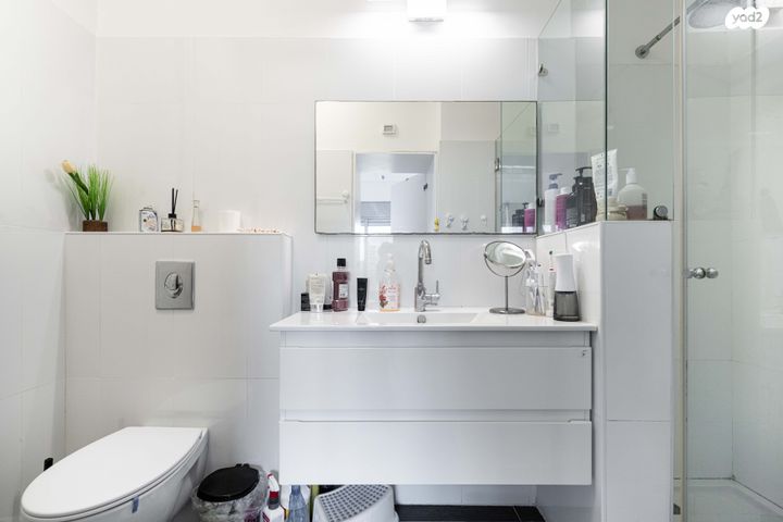 גג/ פנטהאוז, קרית אונו