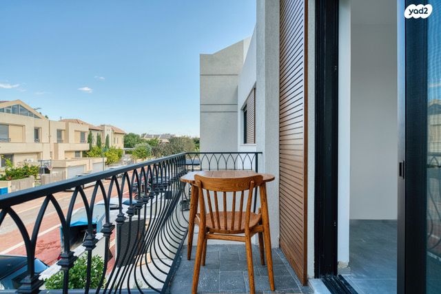 דו משפחתי, מתחם 11, הוד השרון