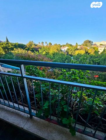 דירה, דקל, כפר סבא