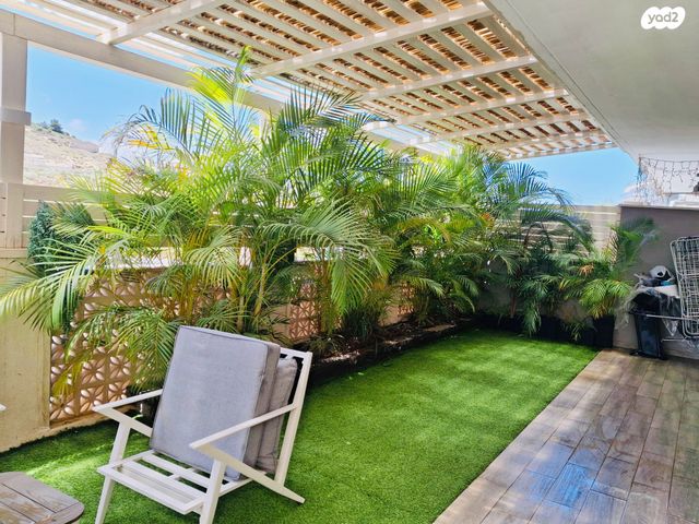 דירת גן, נחל דן, כרמיאל