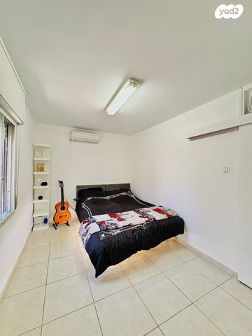 דירה, שדרות ורבורג, קרית חיים מערבית, חיפה