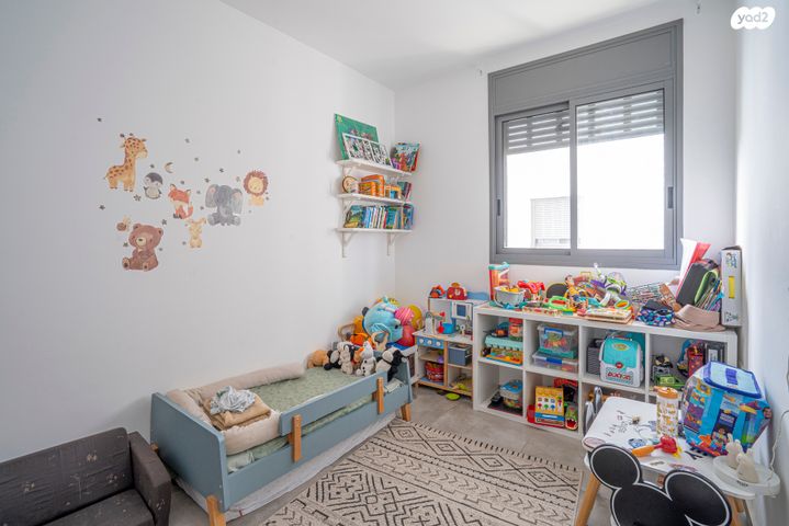 דירה, הוד השרון