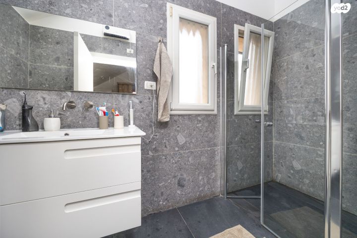 גג/ פנטהאוז, משה קול 56, בית הכרם, רמת בית הכרם, ירושלים