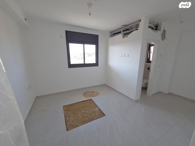 דירה, הרב אברהם זקן, מורדות ארנונה, ירושלים