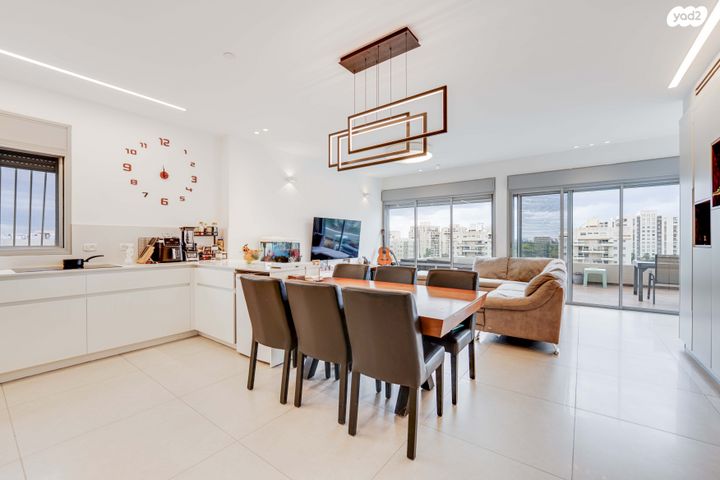 גג/ פנטהאוז