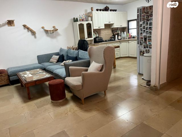 דירת גן, מוצקין הותיקה, קרית מוצקין