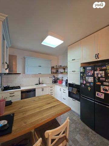 דירה, שדרות יצחק רבין, רמת אמיר, קדימה צורן