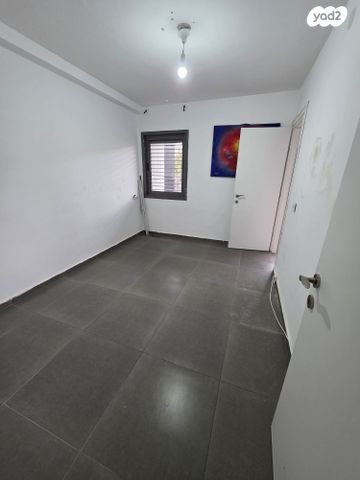 יוסף אהרונוביץ' 