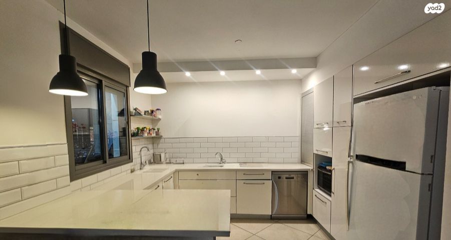 דירה, מבצע דקל, נווה גן, פתח תקווה