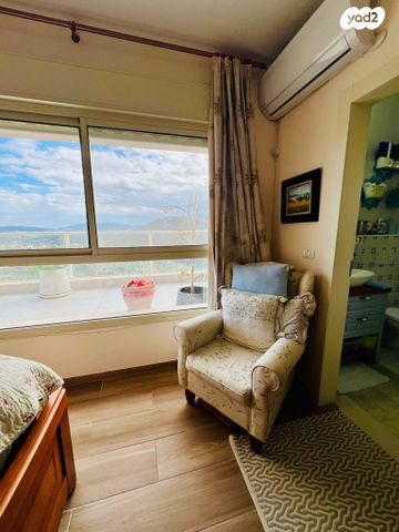 גג/ פנטהאוז, בז, כרמיאל