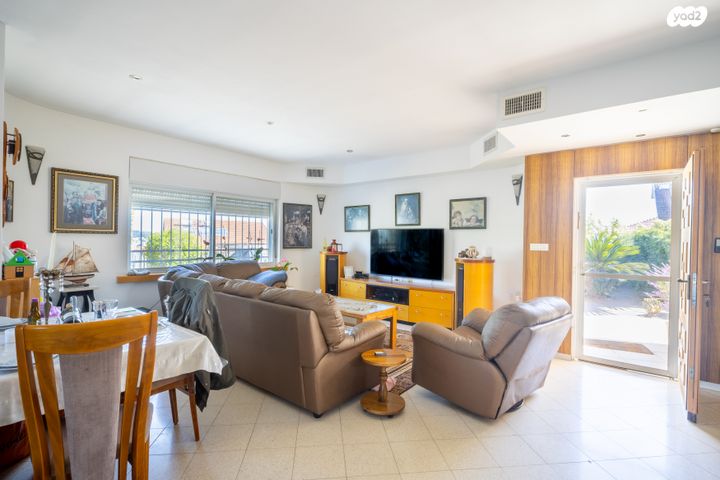 בית פרטי/ קוטג', אורה, אורה