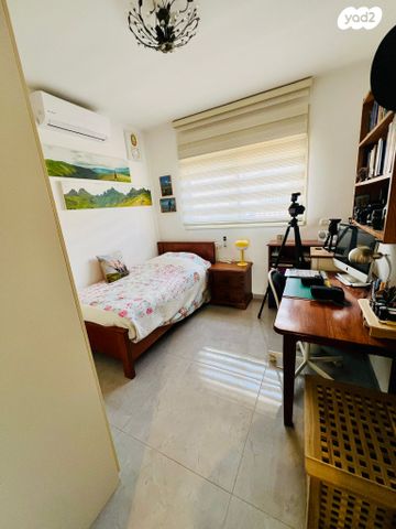 גג/ פנטהאוז, בז, כרמיאל