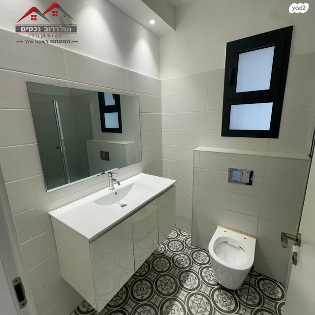 דופלקס, שמעון פרס 11, המחנה הצבאי, קרית מלאכי