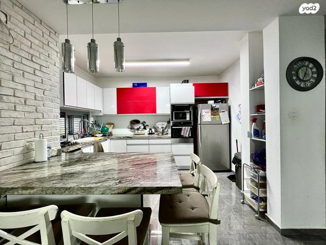 דירת גן, נתניה