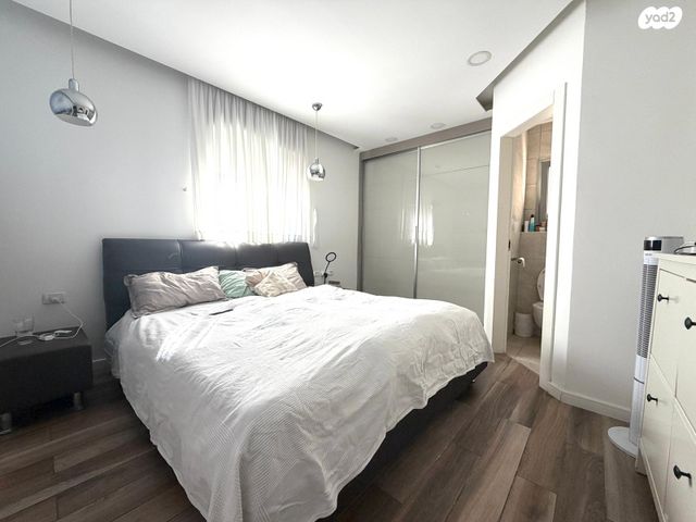 דירת גן, מאיר וייס, פסגת זאב, ירושלים