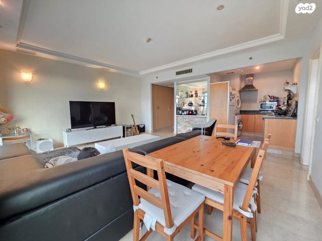 דירה, בורסה, רמת גן