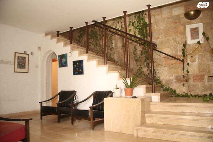 בית פרטי/ קוטג', החייל האלמוני, שכונת בן גוריון, מרכז העיר ג', רמת גן