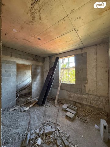 דירה, התבור 12, רסקו א', חולון