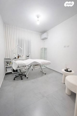 דירה, מעפילי אגוז, נווה חן, תל אביב יפו