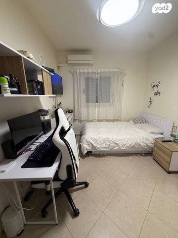 דירה, קיבוץ גלויות 18, רסקו ב', חולון