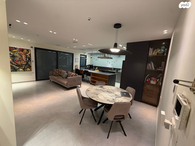 דירה, המתמיד 19, רמת גן