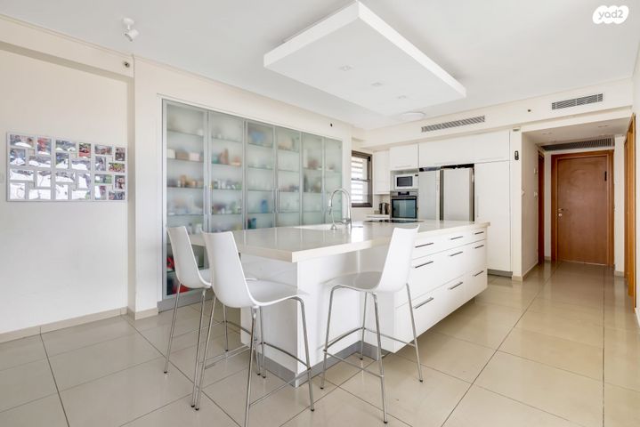 דירה, קרית אילון, חולון