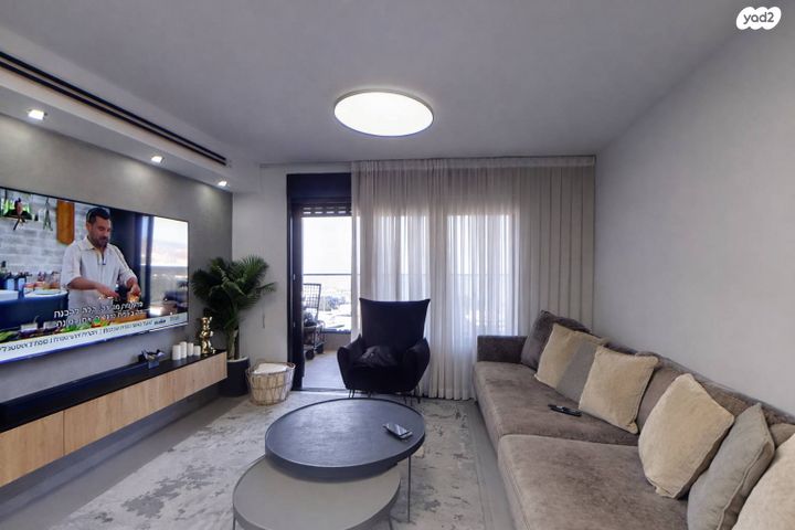 דירה, התדהר, יערת העמק, מגדל העמק