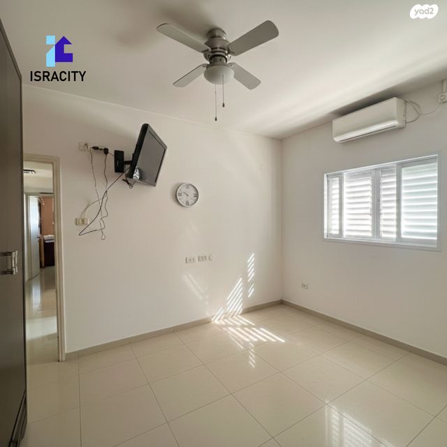 דירה, מרום נווה, רמת יצחק, רמת גן