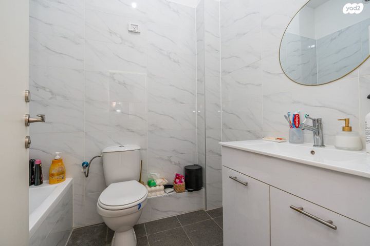 דירה, אור ים, אור עקיבא