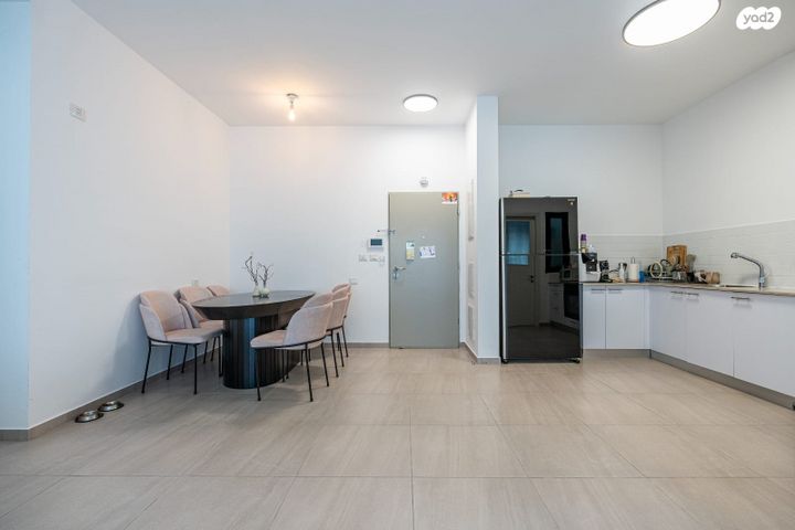 דירה, אור ים, אור עקיבא