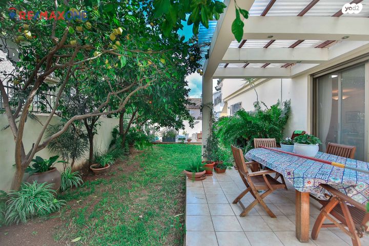 בית פרטי/ קוטג', רעננה