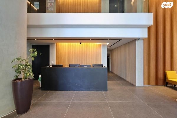 דירה, אריק איינשטיין, דרום חדש, פארק הים, בת ים