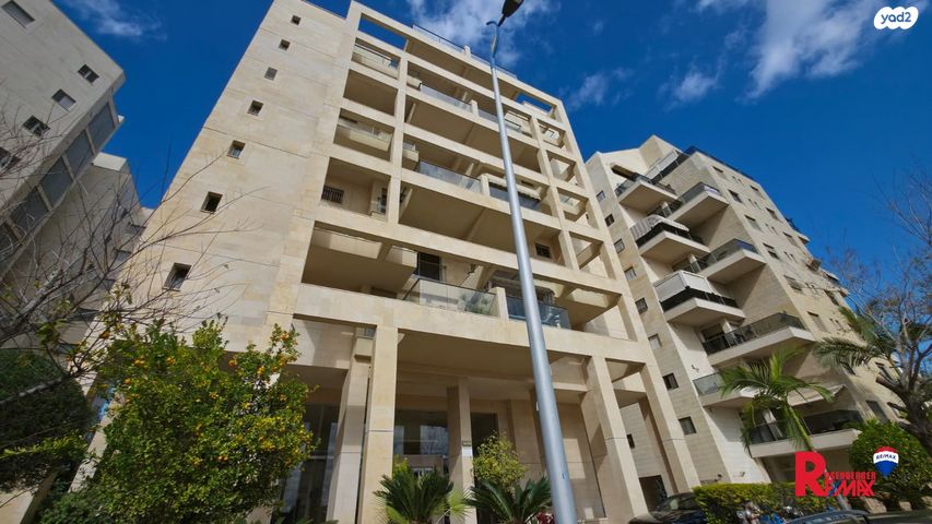 דירה, עוזי חיטמן 3, קרית אילון, חולון