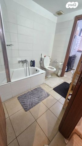 דירה, המגדל הלבן, שאר העיר, רמלה