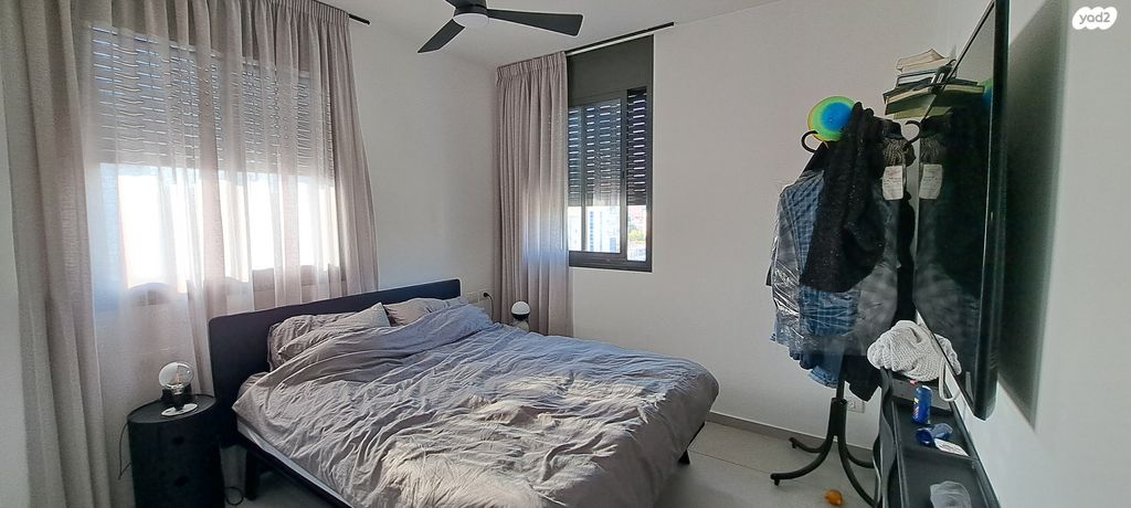 דירה, אסף, חרוזים, רמת גן