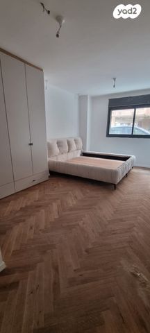 דירת גן, קהילת ציון, הרצליה