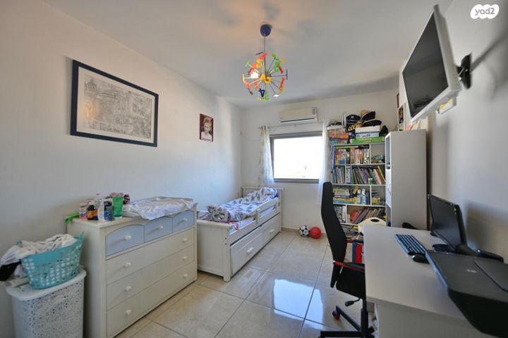 דירה, אחד העם, א' / צפון מזרח העיר, רחובות