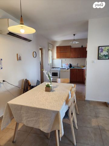 דירה, שדרות מנחם בגין, גדרה הצעירה, גדרה