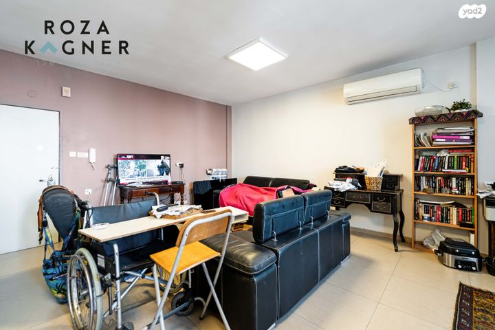 דירה, אנילביץ' 29, לב העיר, בת ים