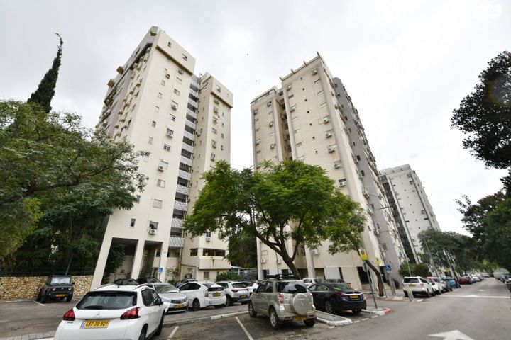 גג/ פנטהאוז, רחבת אילן, רמת אילן, גבעת שמואל