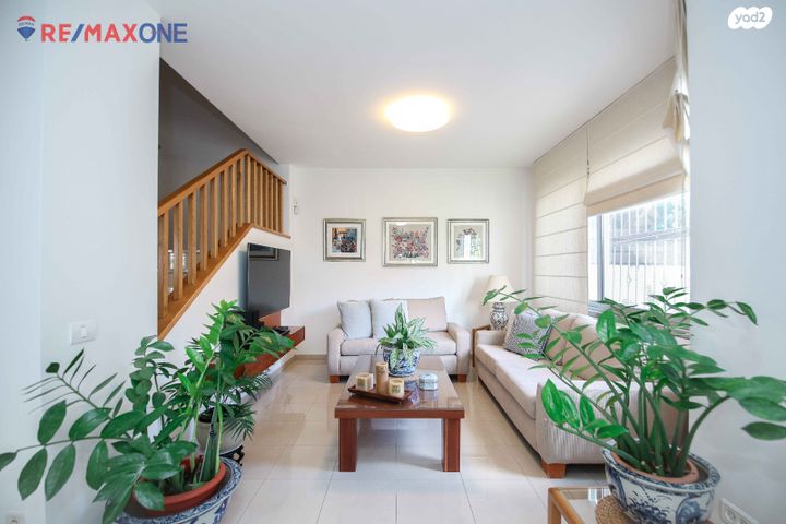 בית פרטי/ קוטג', רעננה