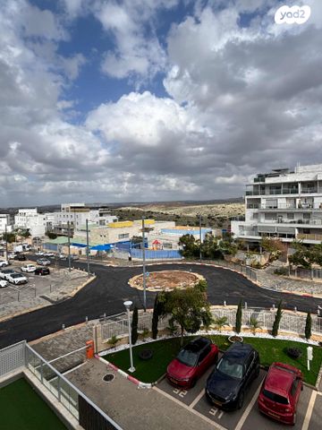 דירה, אליהו הנביא, פסגות אפק, ראש העין