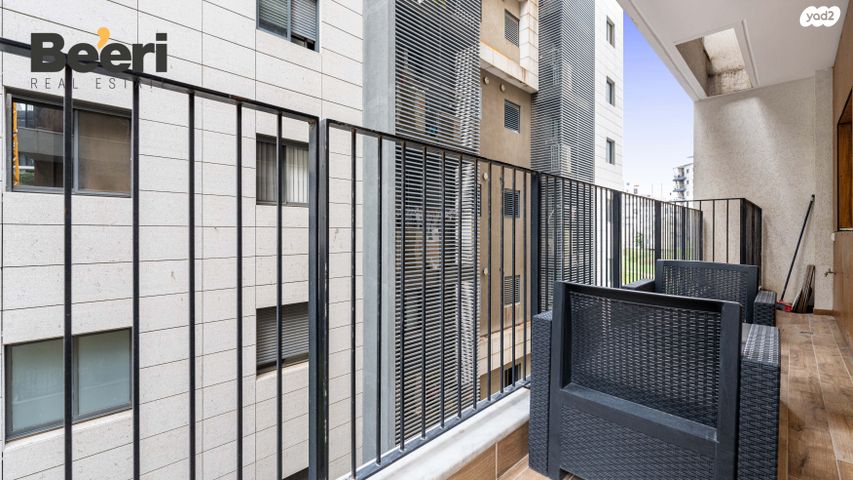 דירה, איתמר, חרוזים, רמת גן