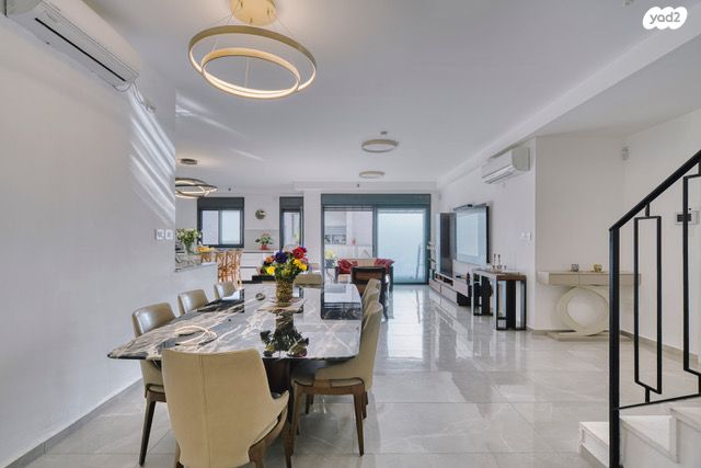 דופלקס, שברץ, רעננה