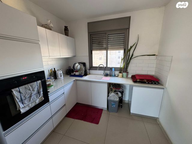 דירה, החורש, חריש