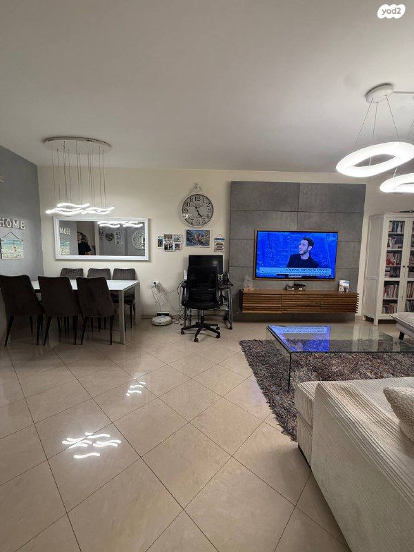 דירה, קיבוץ גלויות 18, רסקו ב', חולון