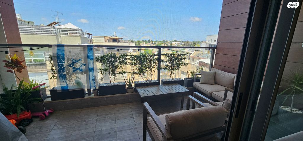 דירה, רמתיים, הוד השרון