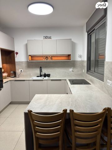 דירה, אברהם מחרז, סנטרל פארק / האצטדיון, באר שבע